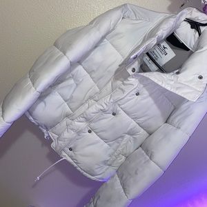 Hollister puffer jacket